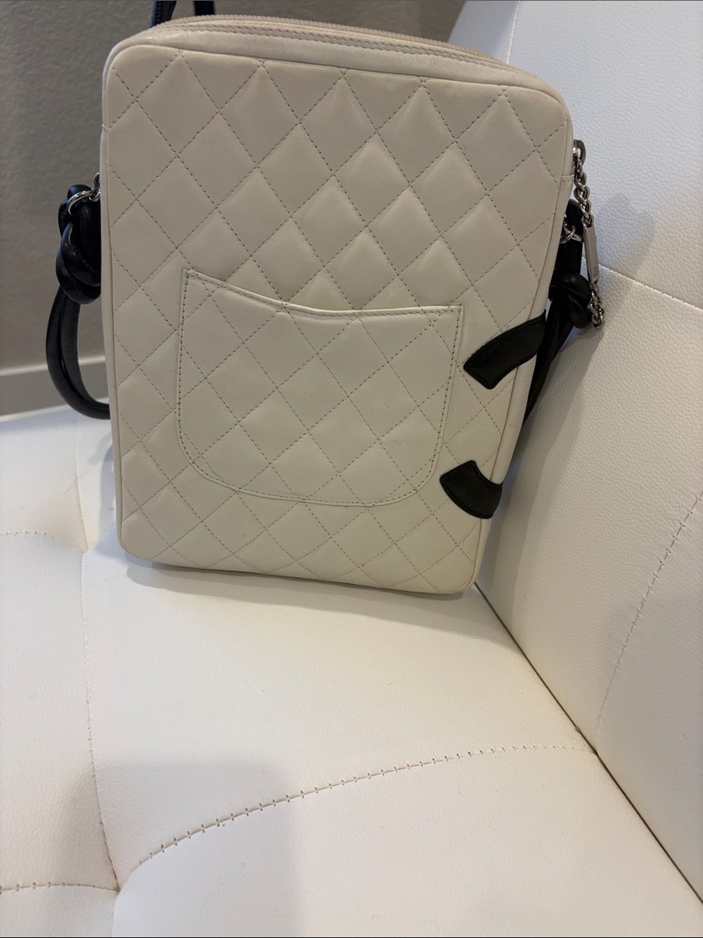 Chanel 🔥 Quilted CC Large Cambon Crossbody Shoulder Black White Great Condition - Picture 7 of 14